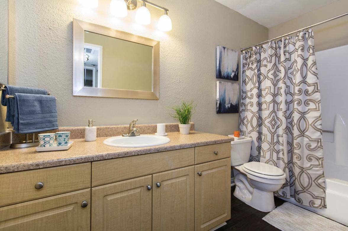 Apartment for rent at Colter Park, 909 W Colter St, Phoenix, AZ 85013
