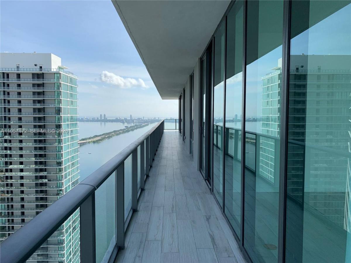 Apartment for rent at 480 NE 31st St #4507, Miami, FL 33137
