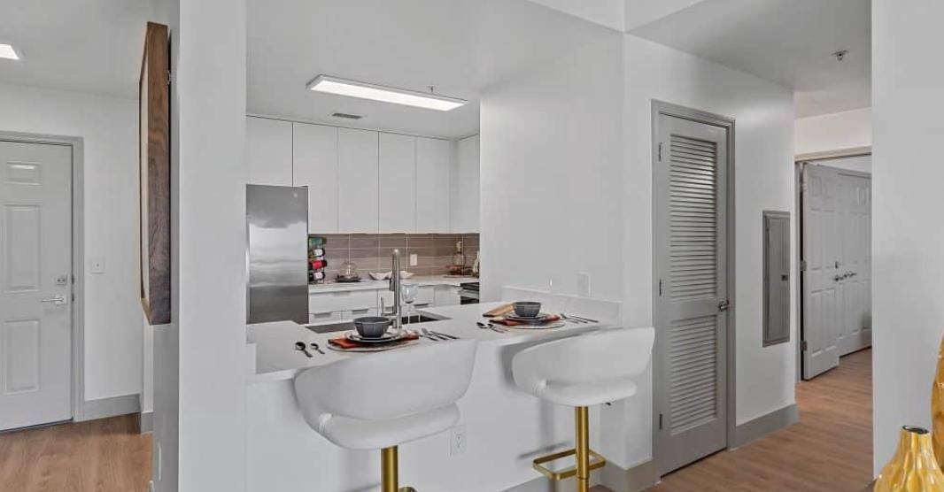 Apartment for rent at City View Towers, 425 W 5th St, Charlotte, NC 28202