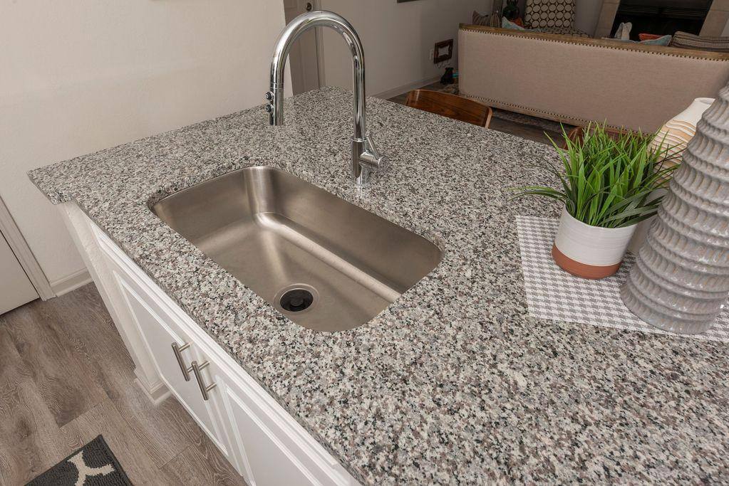 Apartment for rent at Gardens of Valley Ranch, 8800 Saddlehorn Dr, Irving, TX 75063