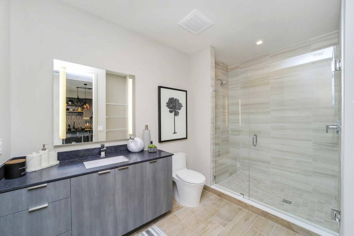 Apartment for rent at 525 NE 7th St, Fort Lauderdale, FL 33304