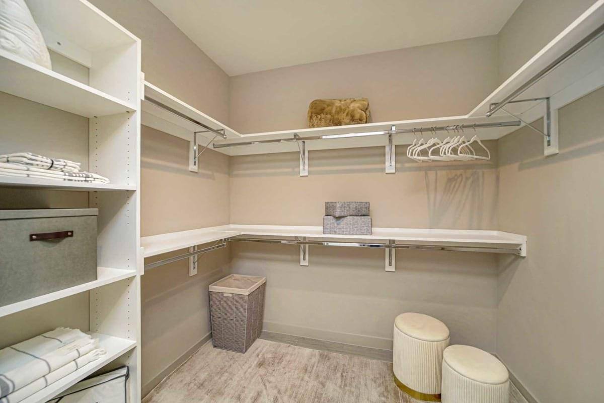 Apartment for rent at 525 NE 7th St, Fort Lauderdale, FL 33304