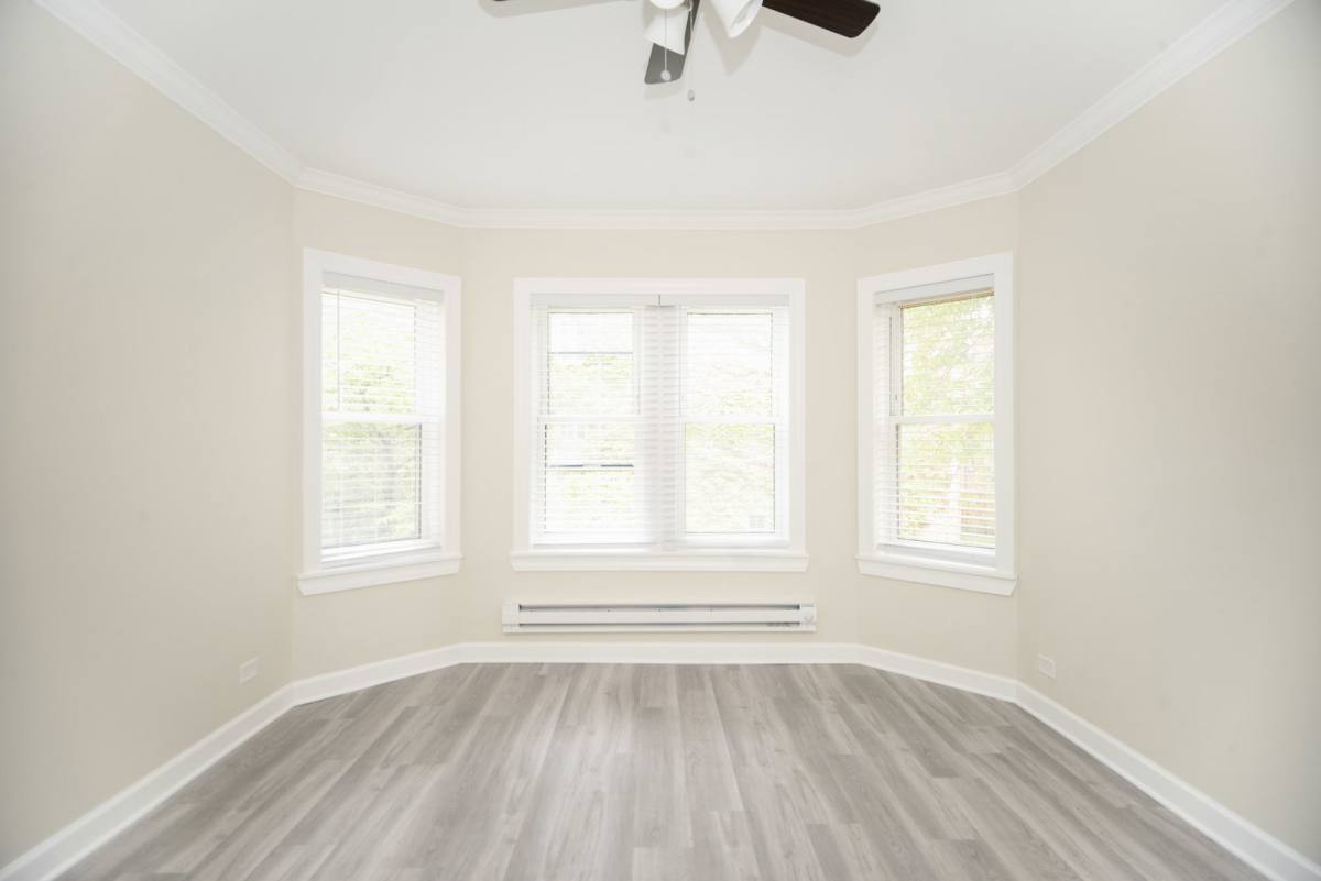 Apartment for rent at 646 W Roscoe St #N3, Chicago, IL 60657