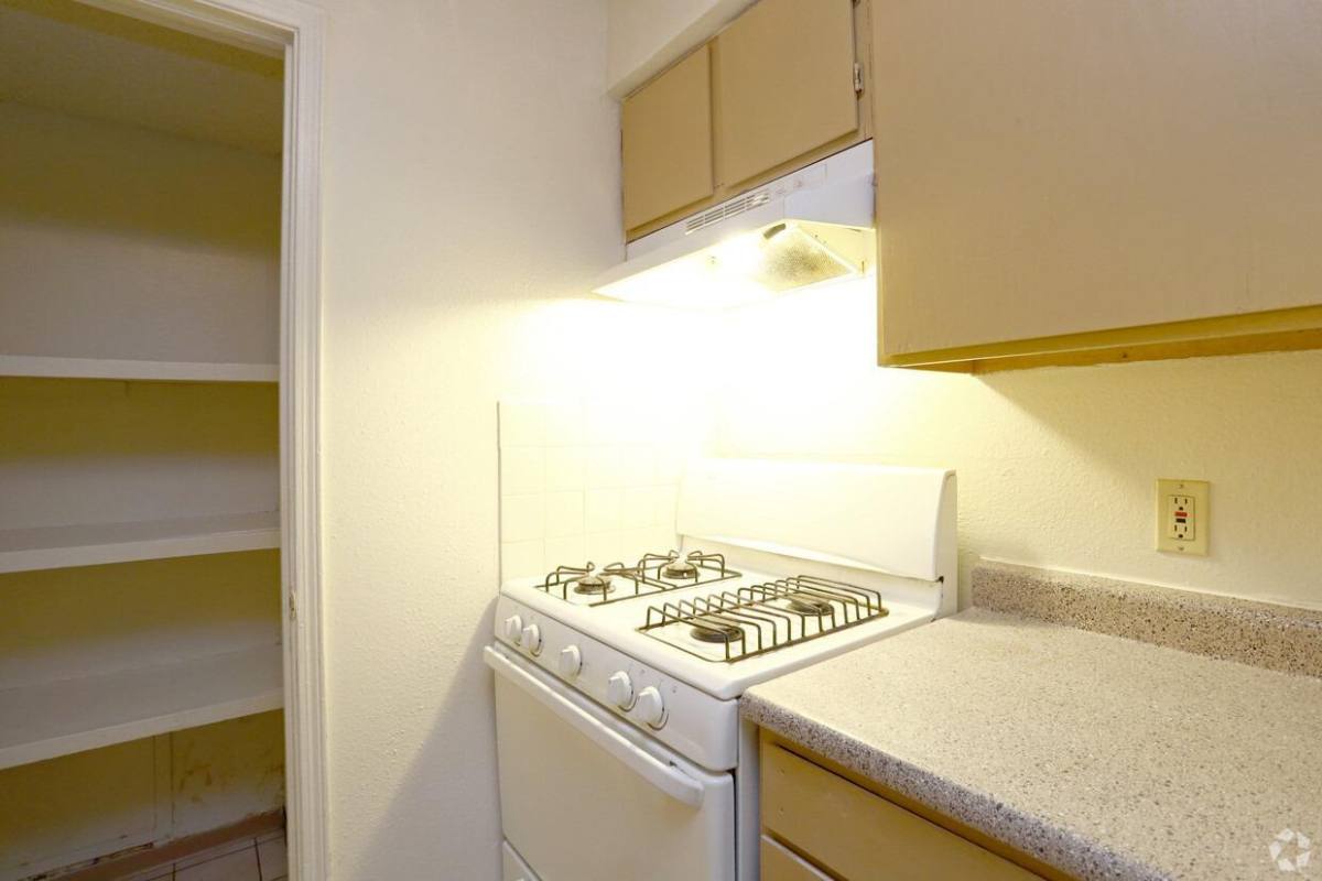 Apartment for rent at Sun Pointe Park, 4057 Montgomery Blvd NE, Albuquerque, NM 87109