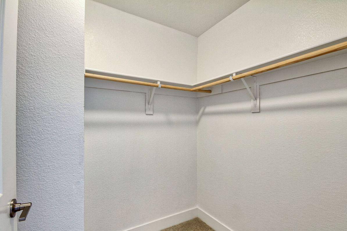 Apartment for rent at 7491 Edinger Avenue, 7461 Edinger Ave, Huntington Beach, CA 92647