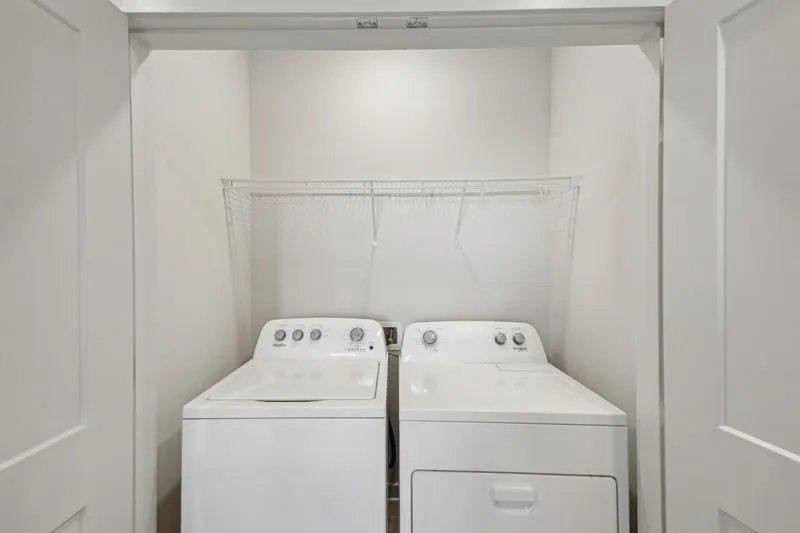 Apartment for rent at 380 Crown Dr SE, Cartersville, GA 30120