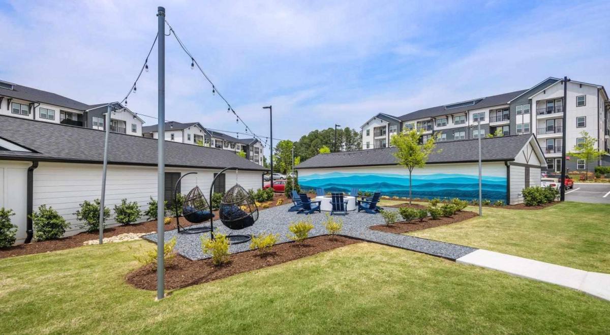 Apartment for rent at 1521 Lee Rd, Marietta, GA 30066