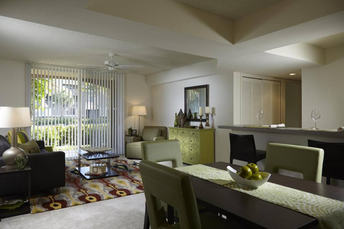 Apartment for rent at Camden Plantation Apartment Homes, 801 NW 108th Ave, Fort Lauderdale, FL 33324