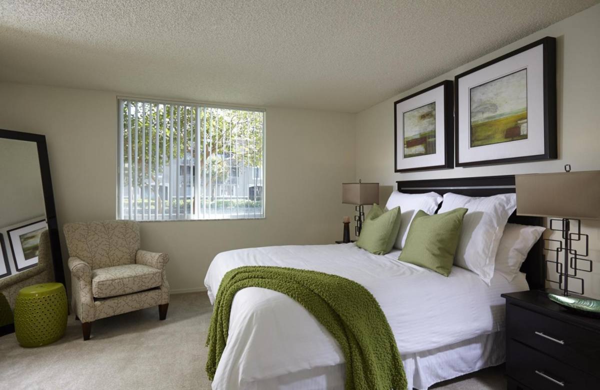 Apartment for rent at Camden Plantation Apartment Homes, 801 NW 108th Ave, Fort Lauderdale, FL 33324