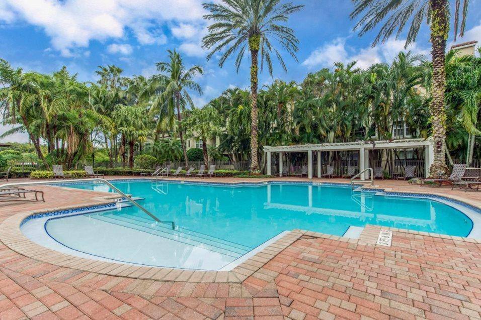 Apartment for rent at Park at Turtle Run, 6150 Wiles Rd, Pompano Beach, FL 33067