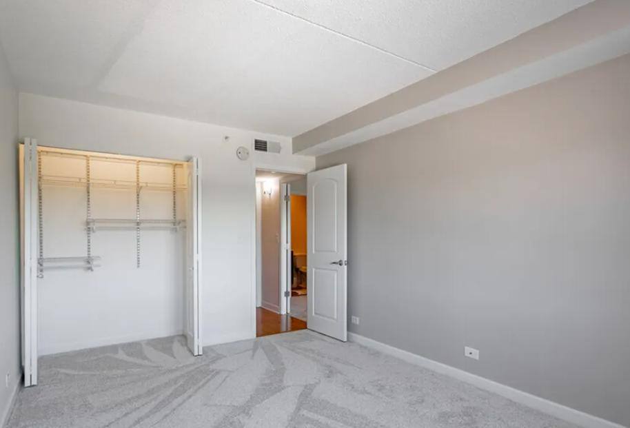 Apartment for rent at The XXI, 21 Kristin Dr, Schaumburg, IL 60195
