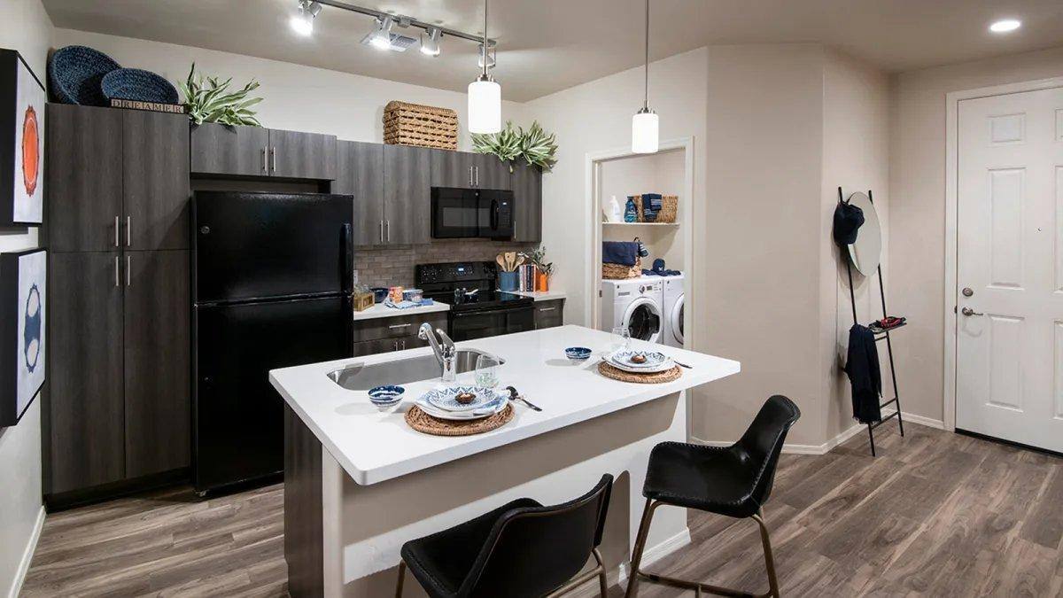 Apartment for rent at 6101 Arizona Pavilions Dr, Tucson, AZ 85743