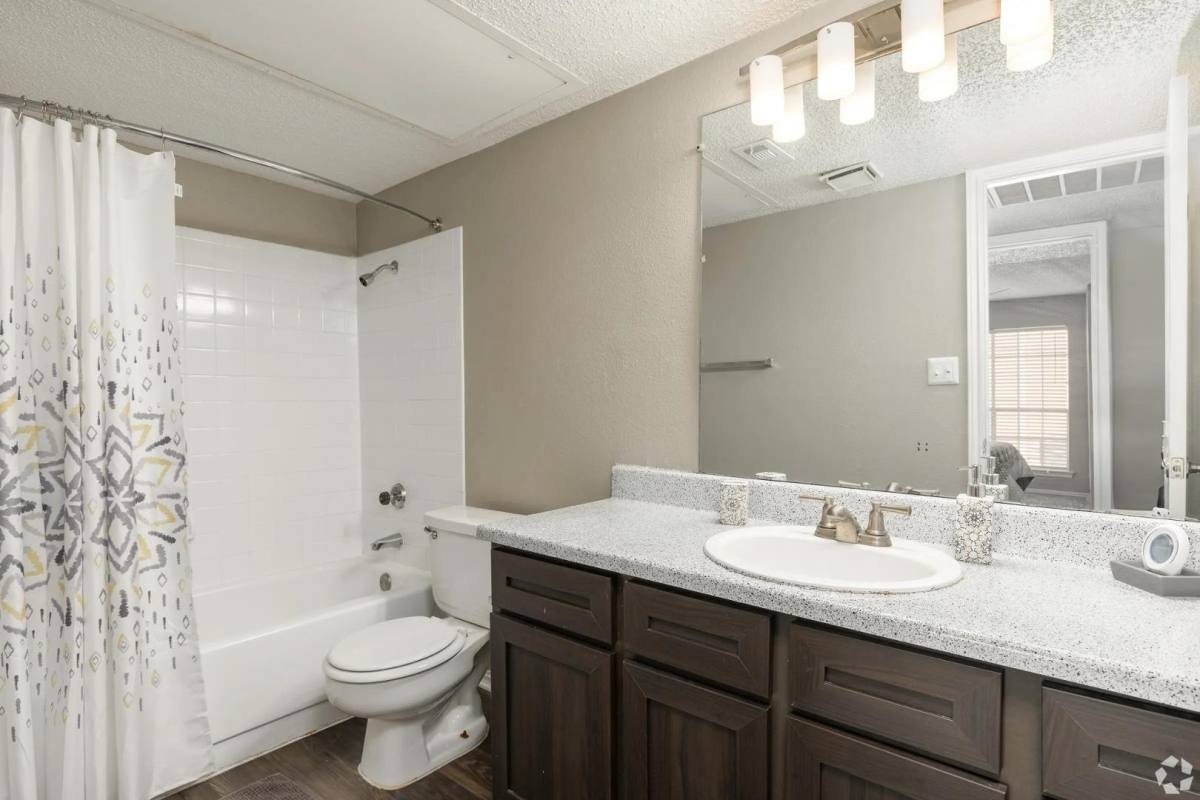 Apartment for rent at Bridgeport, 5440 N Jim Miller Rd, Dallas, TX 75227
