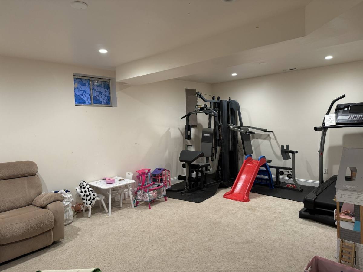House for rent at 11127 Huntington Meadows Lane, Fredericksburg, VA 22407