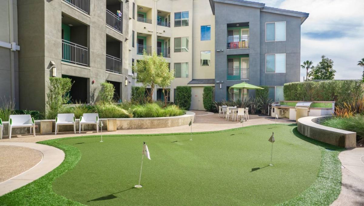 Apartment for rent at 8583 Aero Dr, San Diego, CA 92123