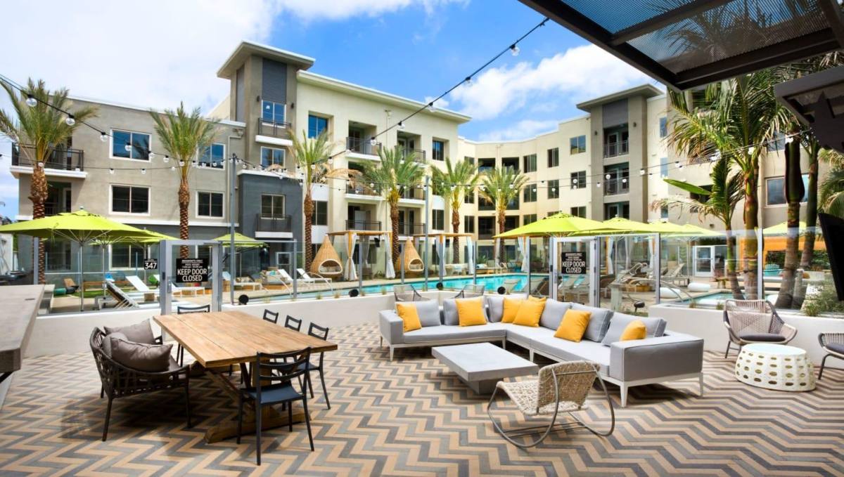 Apartment for rent at 8583 Aero Dr, San Diego, CA 92123