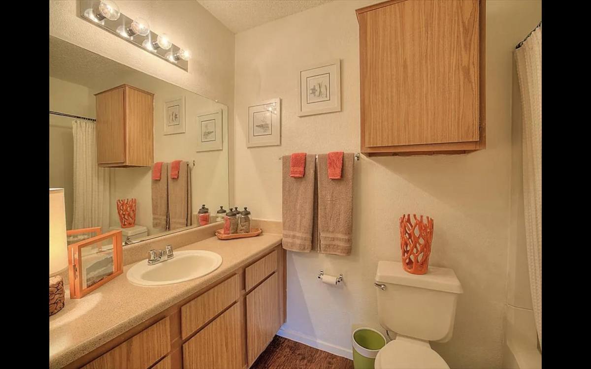 Apartment for rent at Arrowhead Pointe, 12021 Skyline Rd NE, Albuquerque, NM 87123