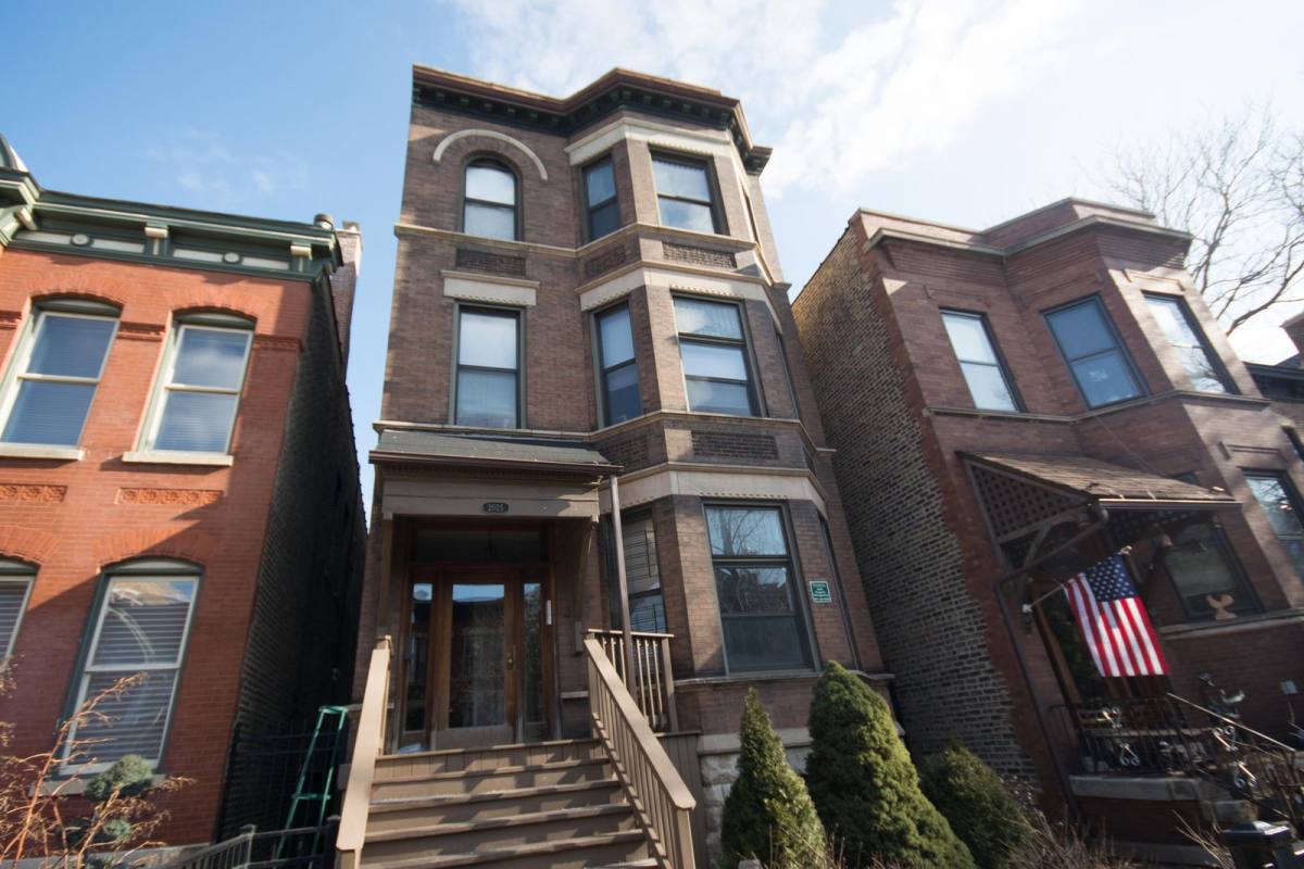 Apartment for rent at 2025 N Clifton Ave #2F, Chicago, IL 60614
