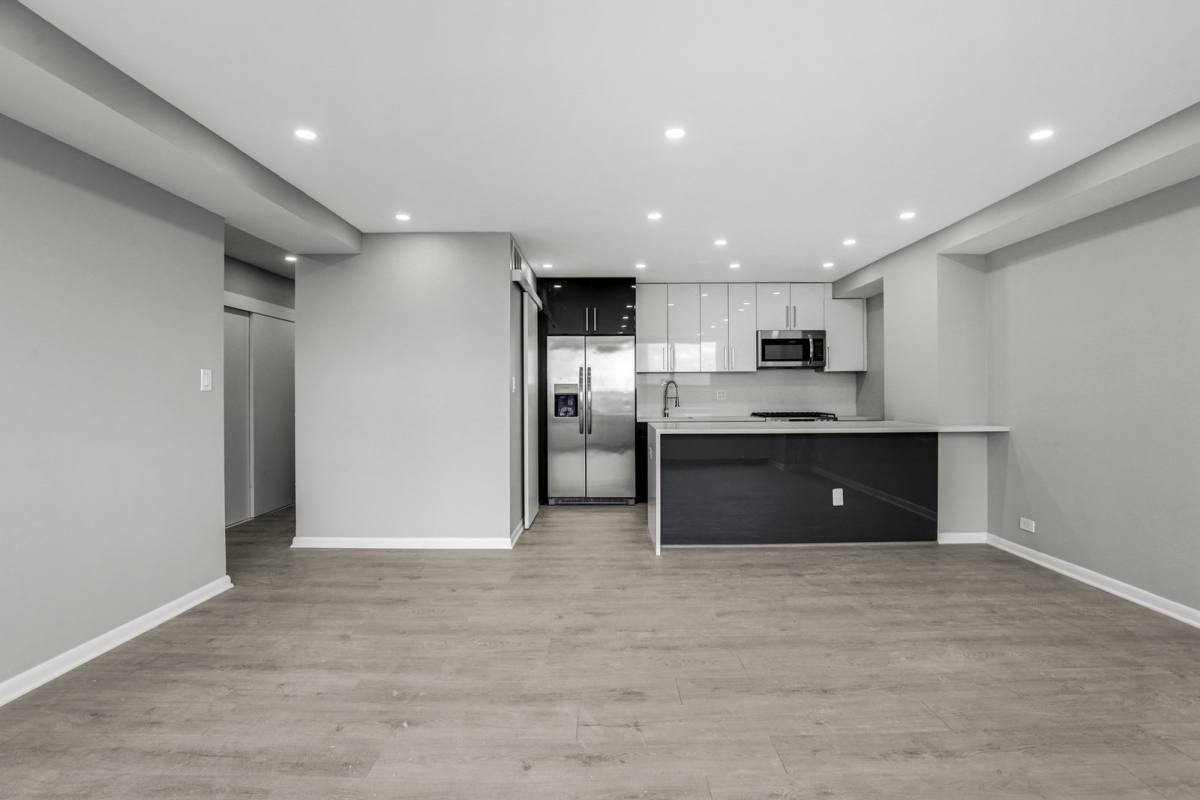 Apartment for rent at 3950 N Lake Shore Dr #1516, Chicago, IL 60613