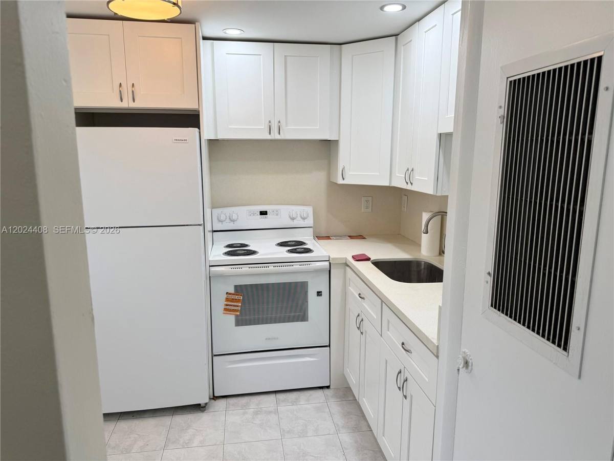 Apartment for rent at 2820 NE 201st Terrace, Miami, FL 33180