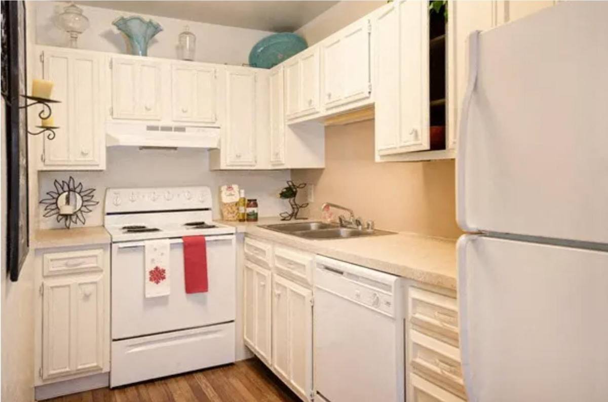 Apartment for rent at Desert Creek, 4300 Pan American Freeway NE, Albuquerque, NM 87107