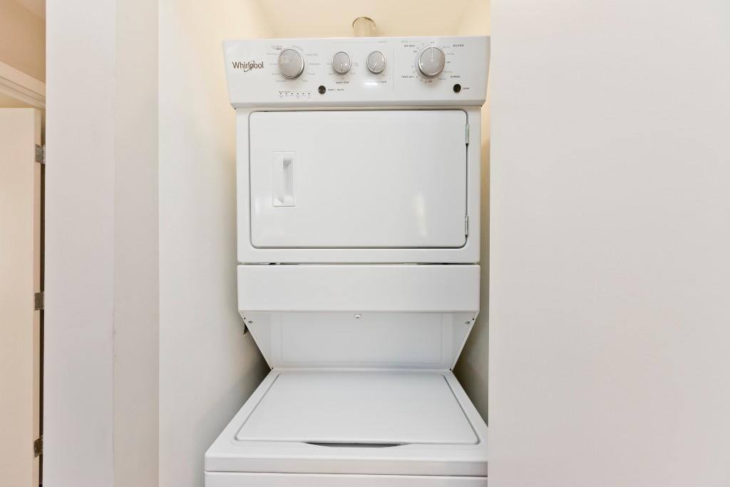 Apartment for rent at 5536 N Sheridan Rd #406, Chicago, IL 60640