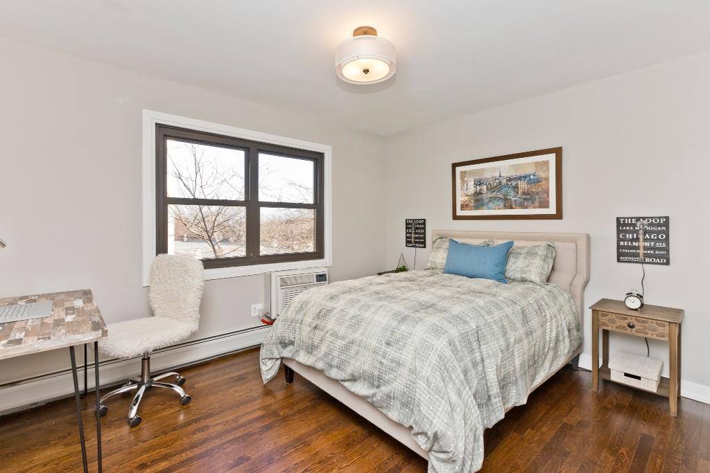Apartment for rent at 5536 N Sheridan Rd #406, Chicago, IL 60640