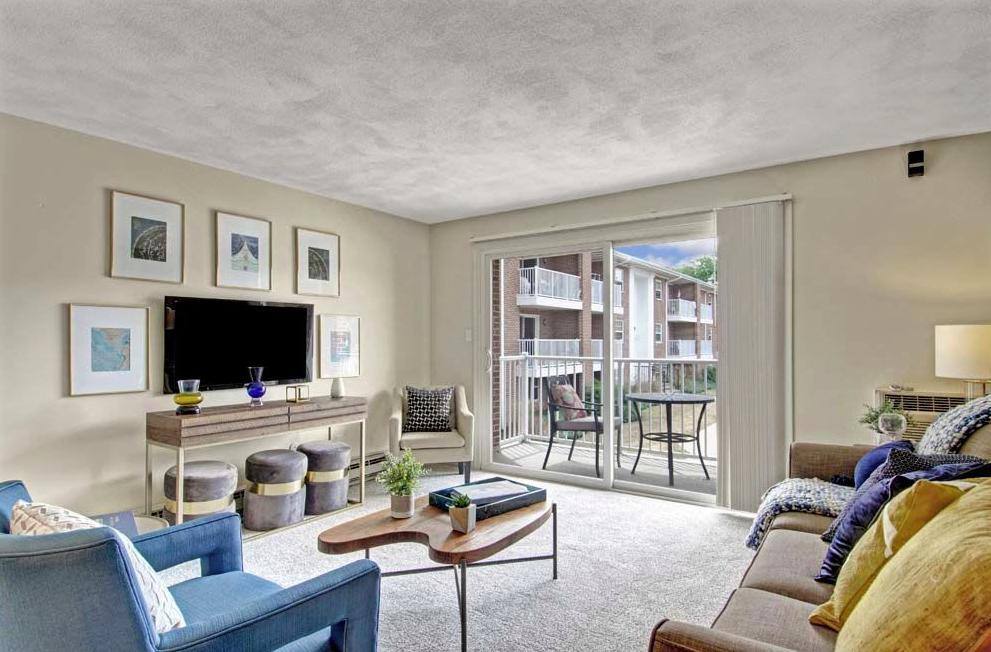 Townhouse for rent at Gardencrest, 20 Middlesex Circle, Waltham, MA 02452