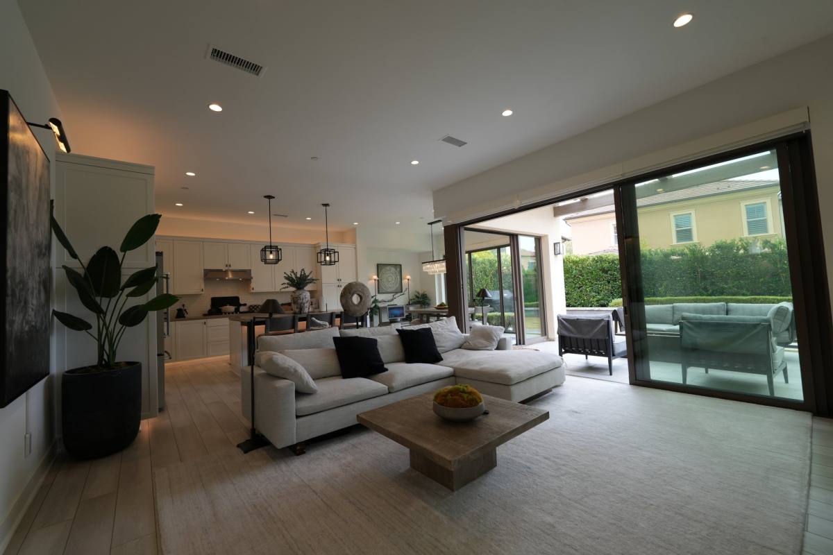 Apartment for rent at 145 Plum Lily, Irvine, CA 92618