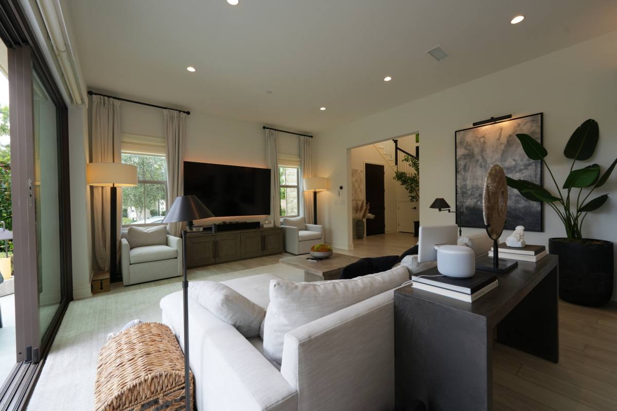 Apartment for rent at 145 Plum Lily, Irvine, CA 92618