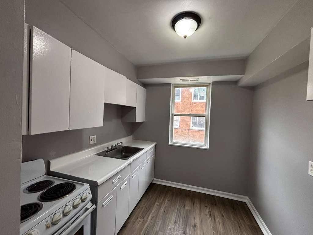 Apartment for rent at 13965 Superior Rd #107, Cleveland, OH 44118