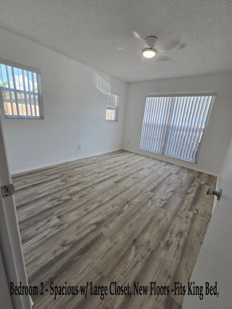 Apartment for rent at 3131 16th St N #4, Saint Petersburg, FL 33704