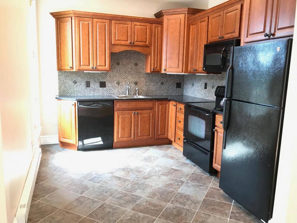 Apartment for rent at 156 Circular St #9, Saratoga Springs, NY 12866