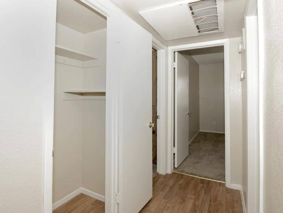Apartment for rent at Papago Crossing, 4530 E McDowell Rd, Phoenix, AZ 85008