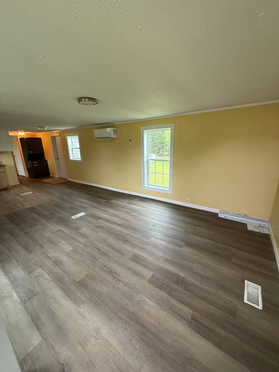 House for rent at 2020 W Barr Rd, Chocowinity, NC 27817