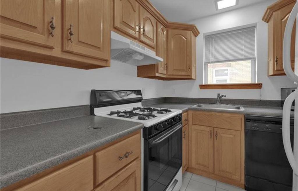 Apartment for rent at 264 Beaver St, Beaver, PA 15009