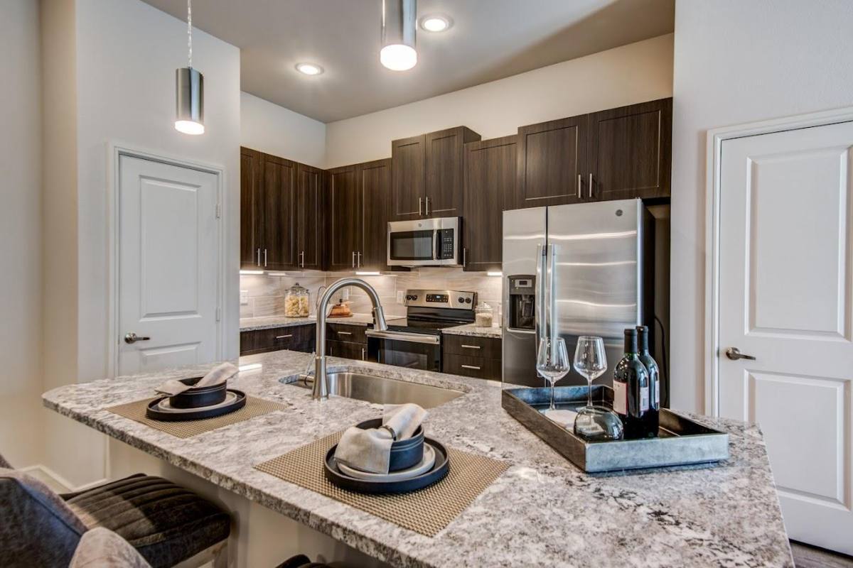 Apartment for rent at 13505 Inwood Rd, Dallas, TX 75244