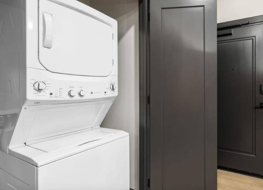 Apartment for rent at 10 W Franklin St, Raleigh, NC 27604