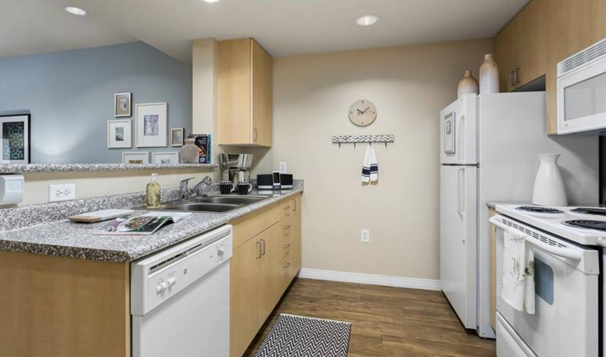 Apartment for rent at 265 Arroyo Parkway, Pasadena, CA 91105