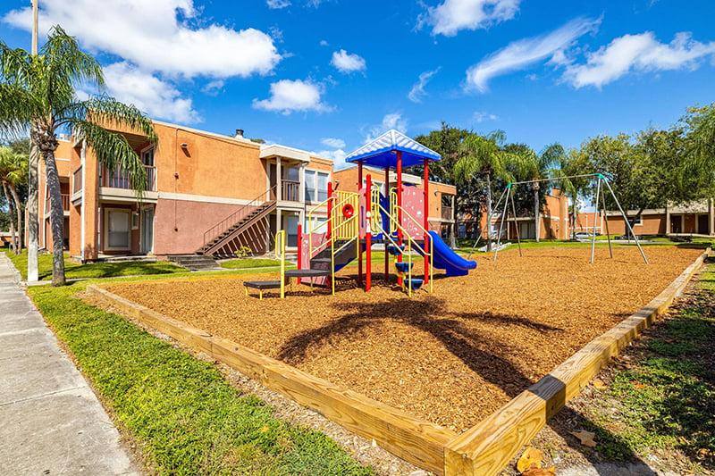Apartment for rent at Riverside Palms Apartment Homes, 5008 Sierra Place, Tampa, FL 33617