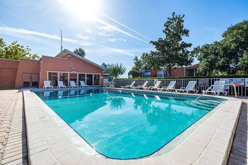 Apartment for rent at Riverside Palms Apartment Homes, 5008 Sierra Place, Tampa, FL 33617