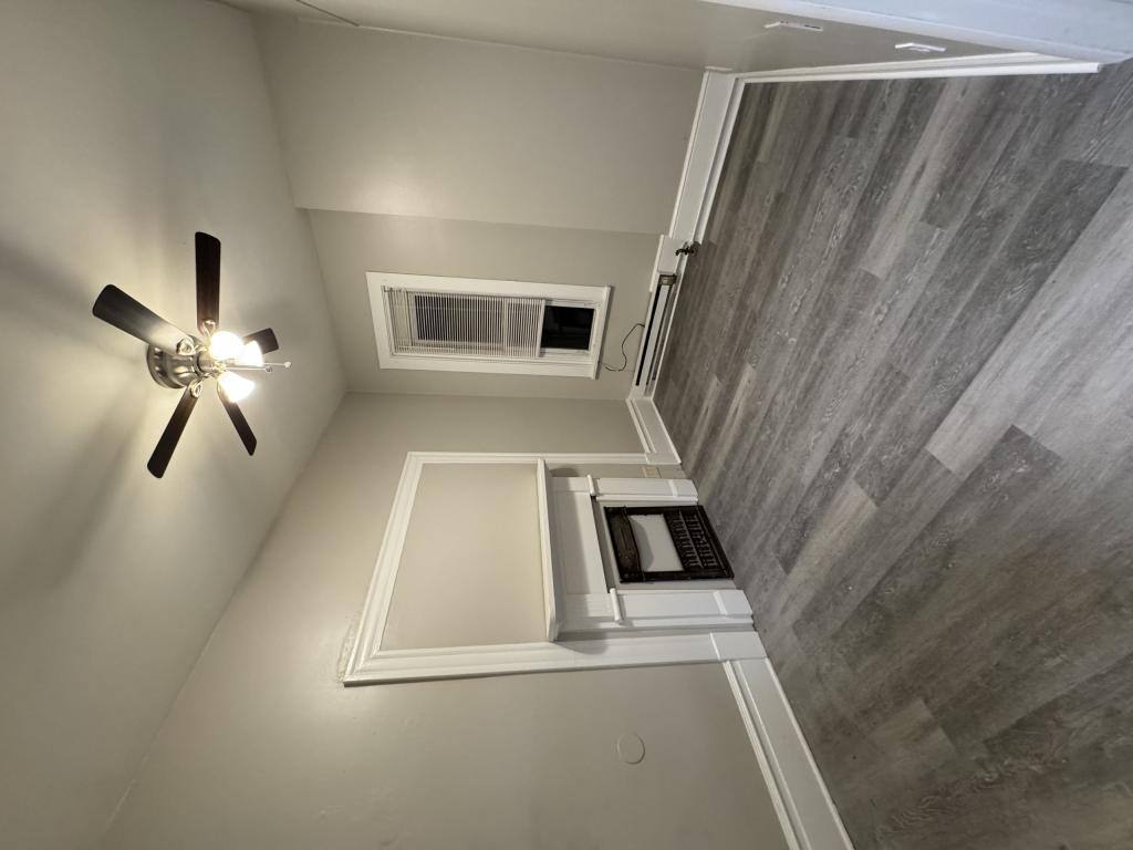 Apartment for rent at 516 3rd Ave, New Brighton, PA 15066