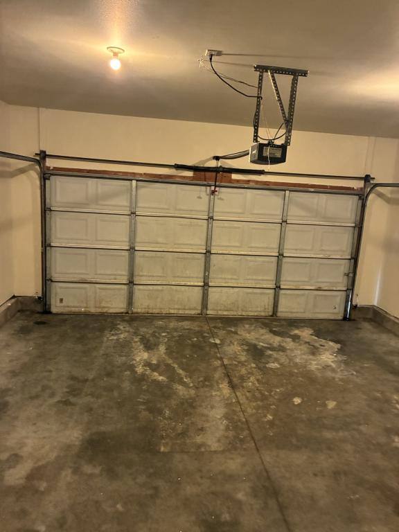 House for rent at 105 S Tom St, Webb City, MO 64870