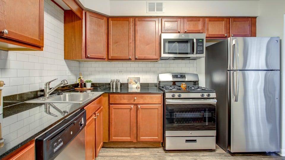 Apartment for rent at 624 Sheridan Rd, Highwood, IL 60040