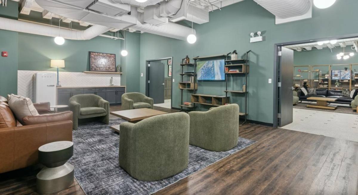 Apartment for rent at 5200 N Sheridan Rd, Chicago, IL 60640
