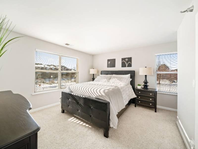 Apartment for rent at 348 Glenwood Dr, Bloomingdale, IL 60108