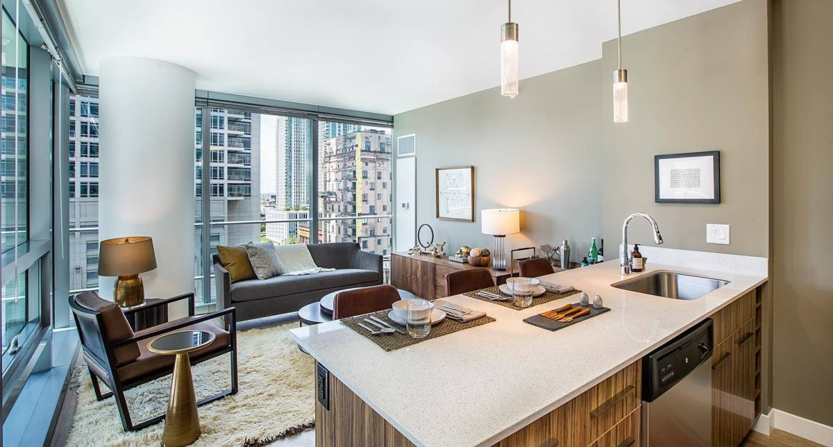 Apartment for rent at 343 W Wolf Point Plaza, Chicago, IL 60654