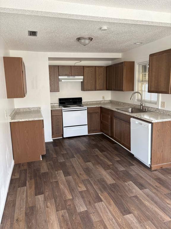 House for rent at 1200 Melissa Dr, Valdosta, GA 31601