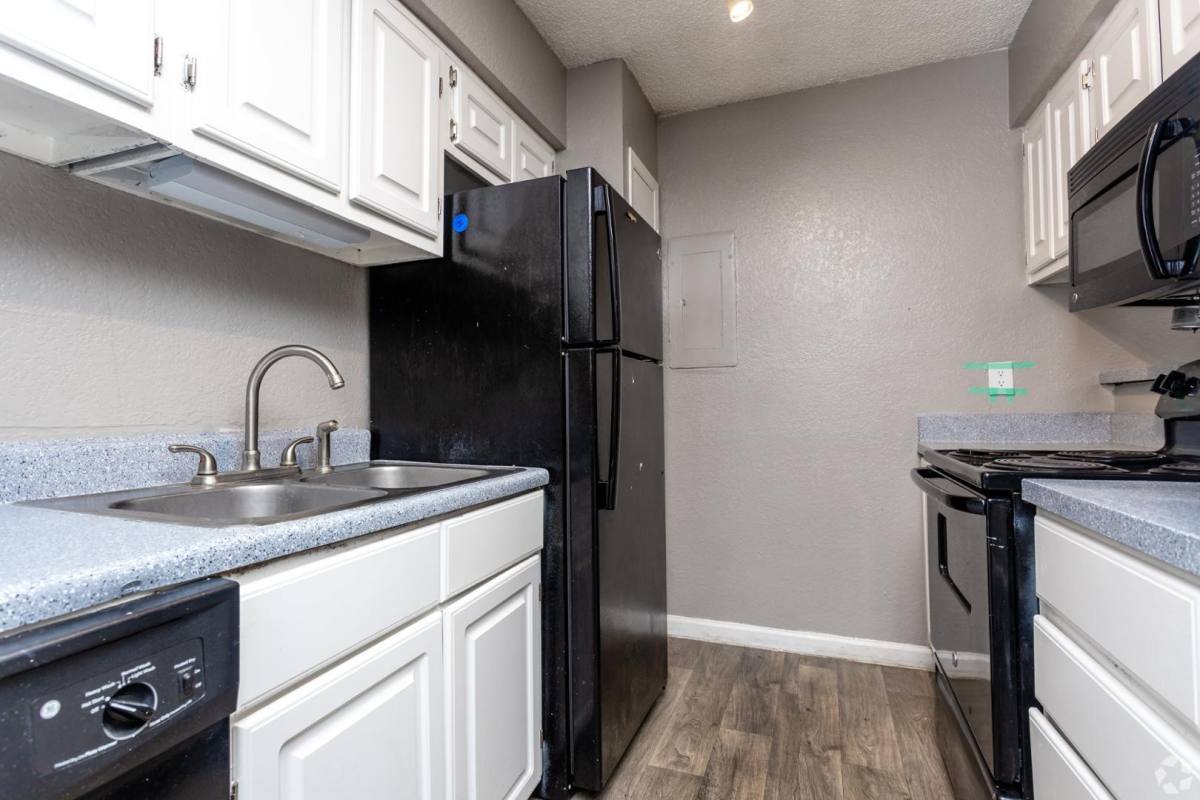 Apartment for rent at Slate Apartment Homes, 4720 Wellesley Ave, Fort Worth, TX 76107