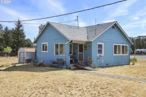 House for rent at 77427 Highway 216, Maupin, OR 97037